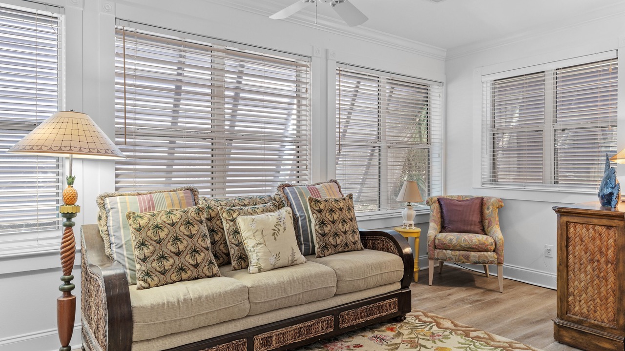 Photo of Bedroom in Crystal Shores