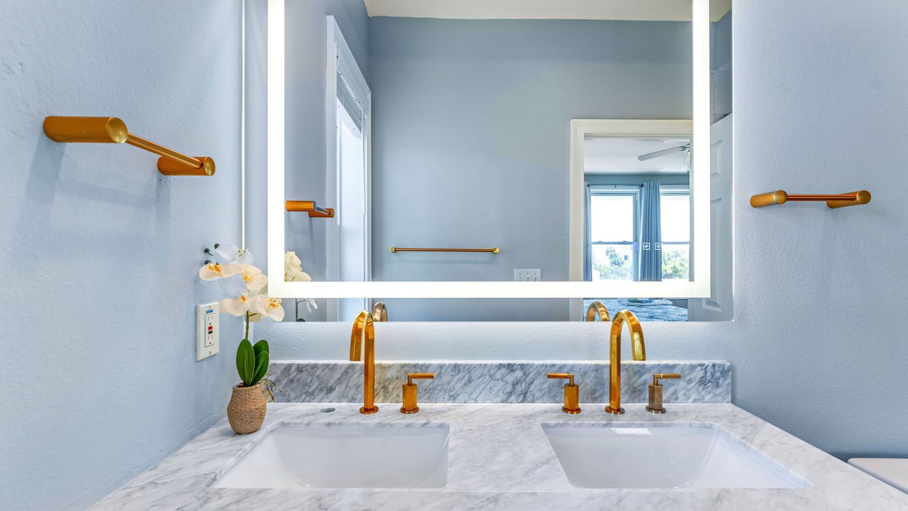 Photo of Bathroom in Plantation