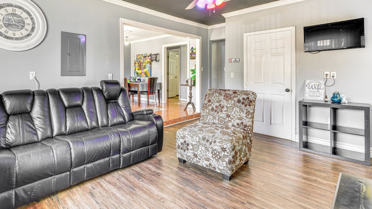 Photo of Livingroom in Gentilly