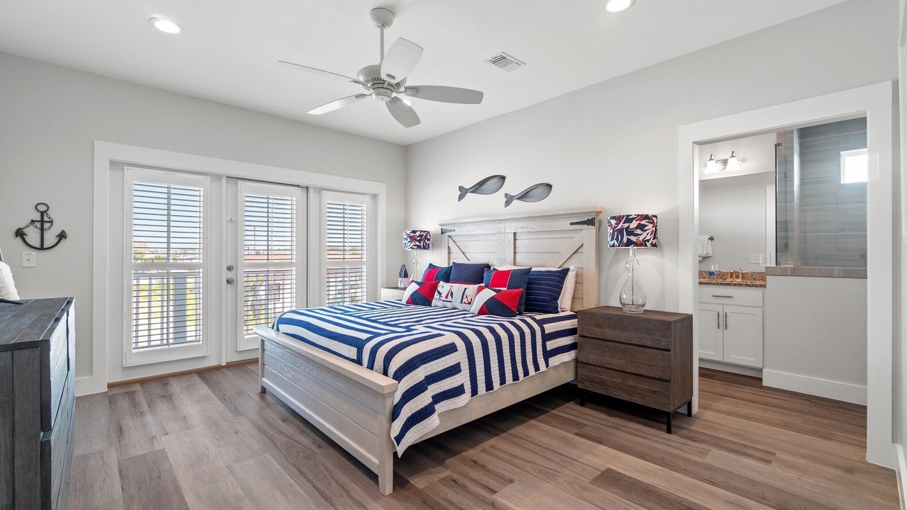 Photo of Patio Balcony in Silver Sands Beach