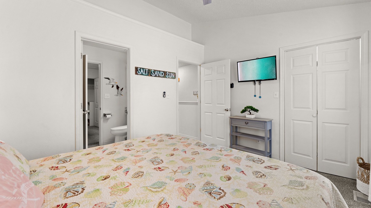Photo of Bedroom in Miramar Beach