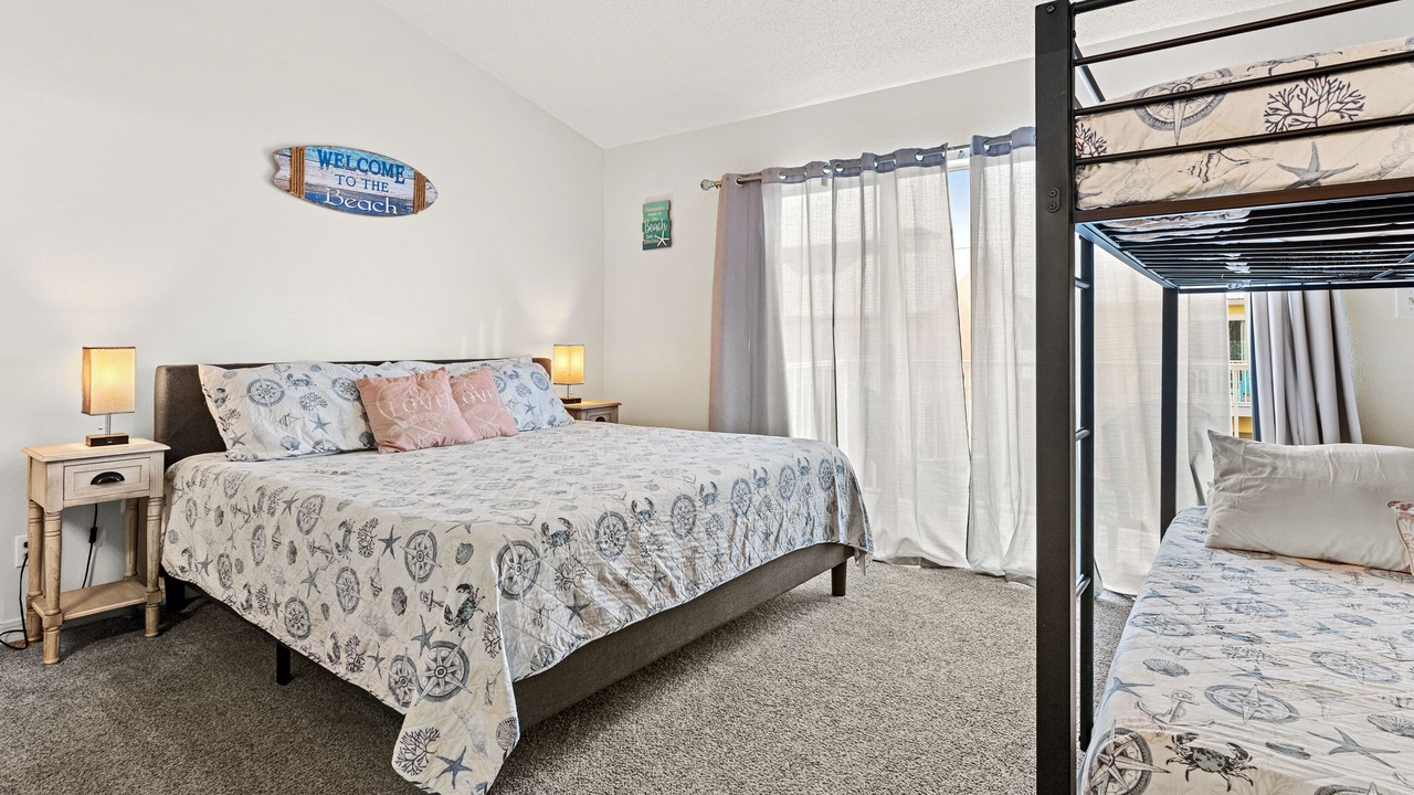 Photo of Bedroom in Miramar Beach
