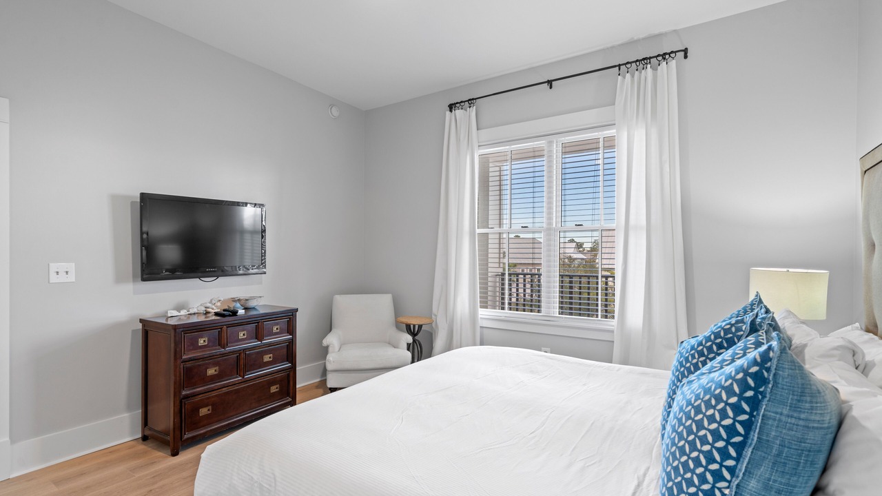 Photo of Bedroom in Santa Rosa Beach
