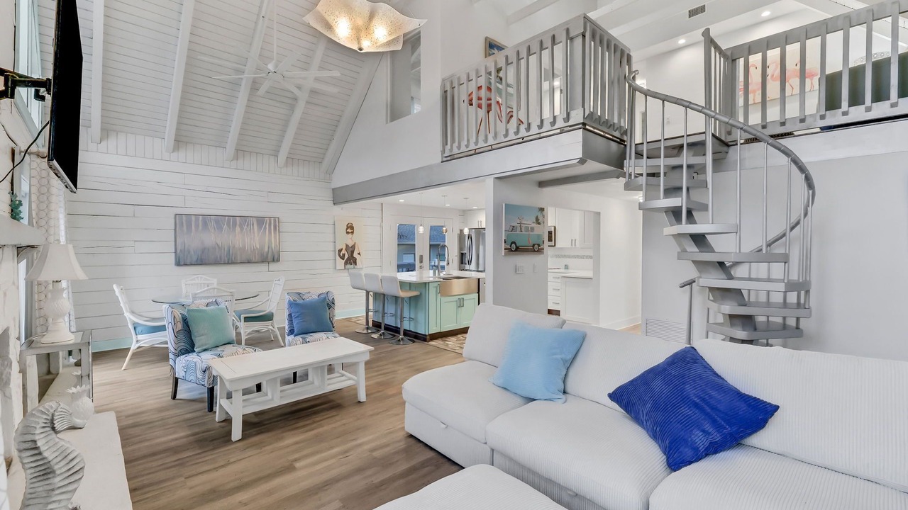 Photo of Livingroom in Daytona Beach