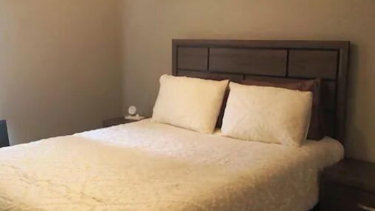 Photo of Bedroom in Lakeview  Jefferson County