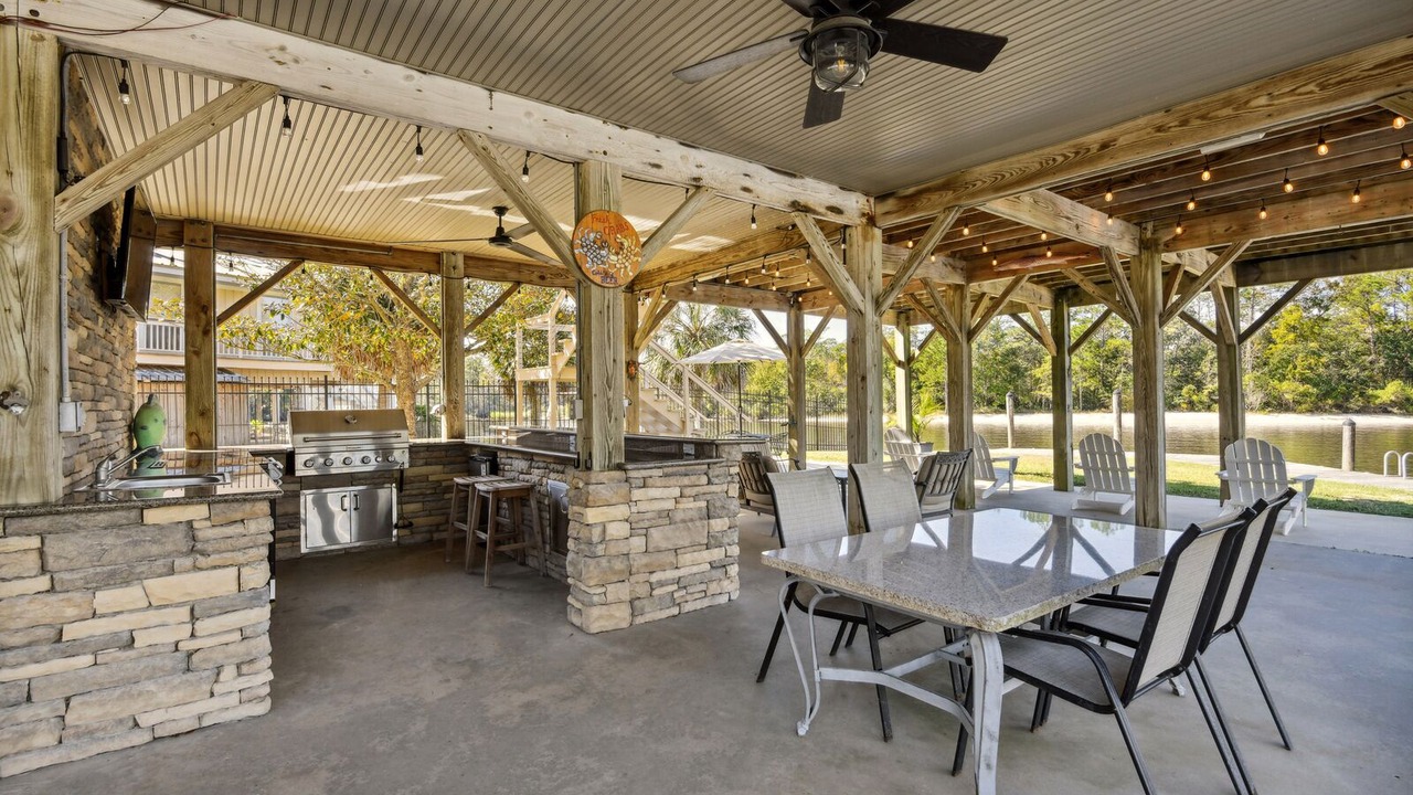 Photo of Outdoor in Kiln