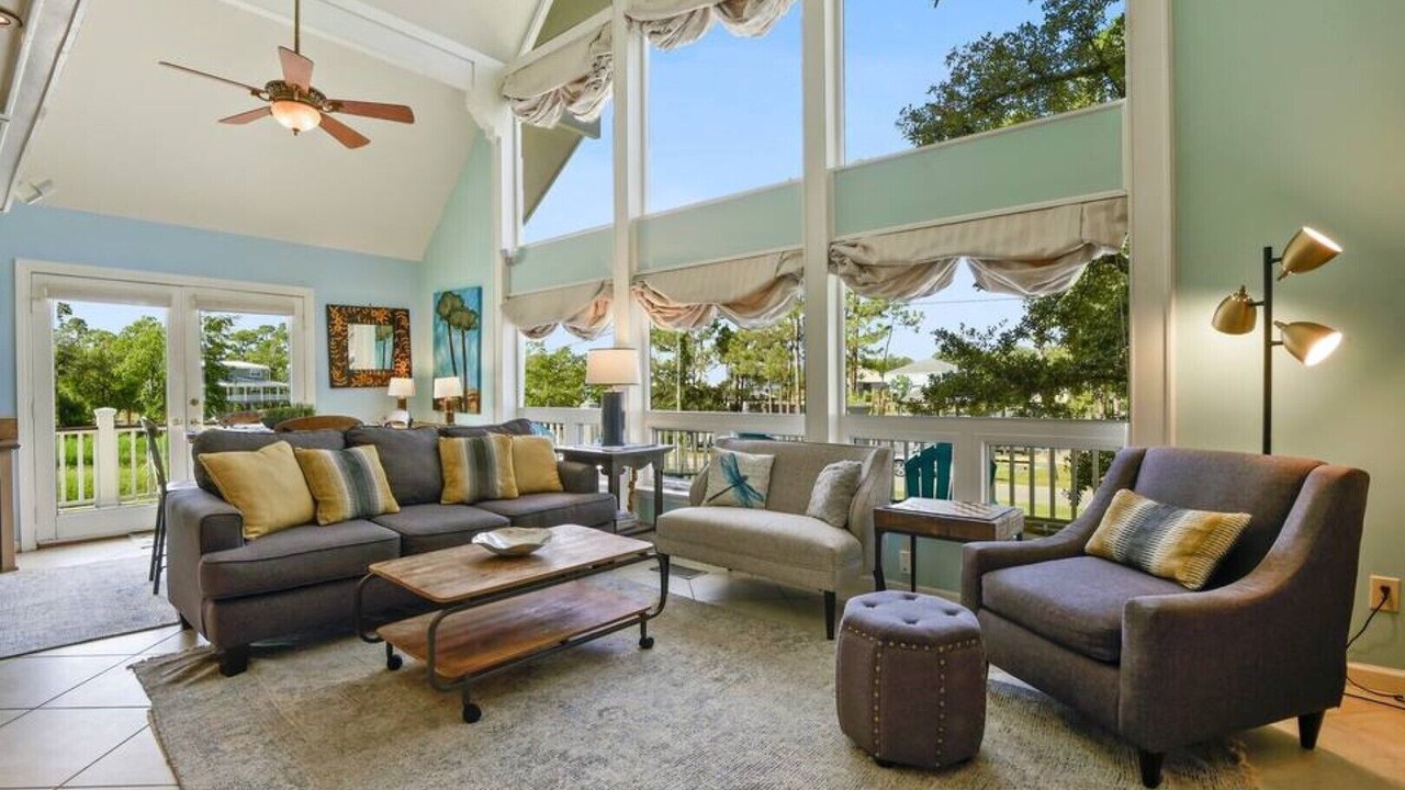 Photo of Bedroom in Henderson Point