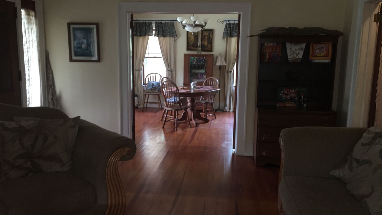 Photo of Livingroom in Chipley
