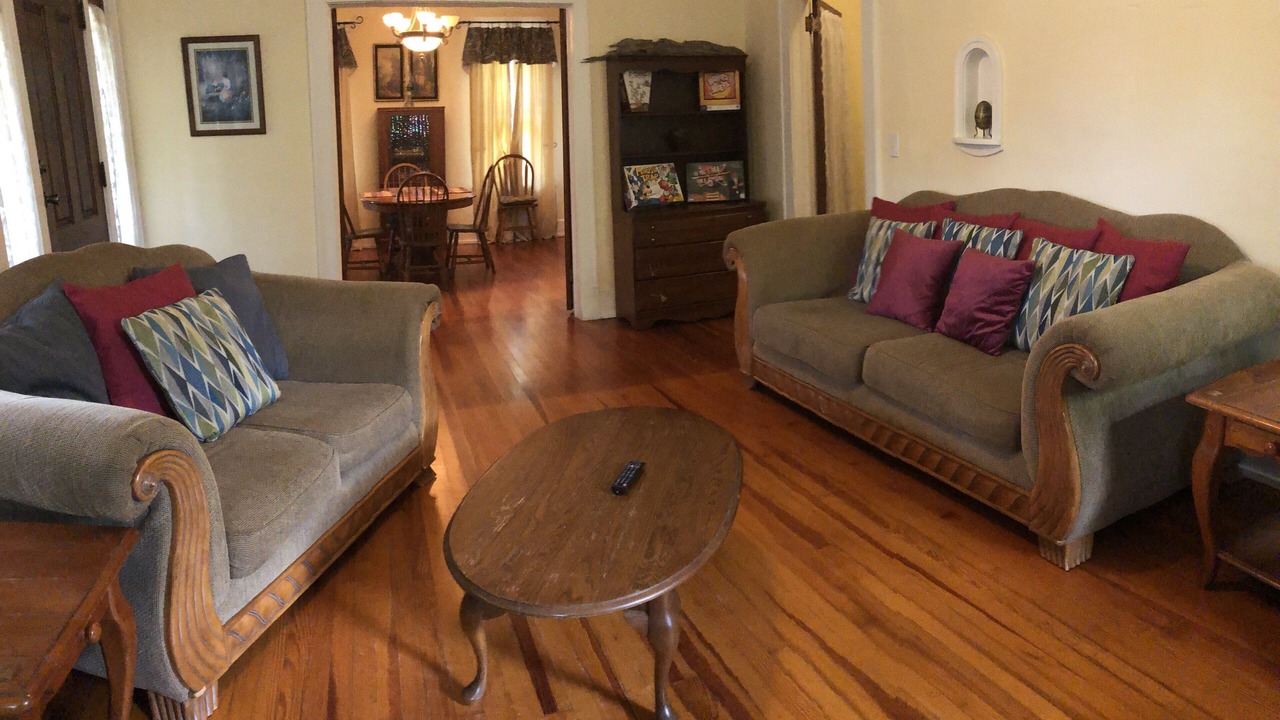 Photo of Livingroom in Chipley