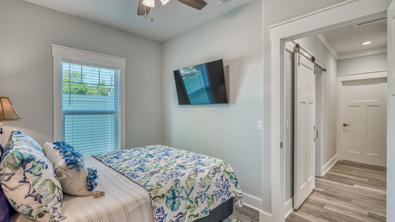 Photo of Bedroom in Laguna Beach
