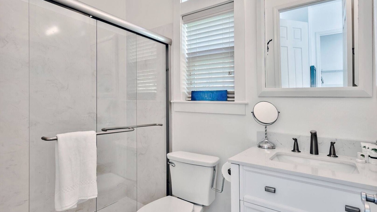 Photo of Bathroom in Dune Allen Beach