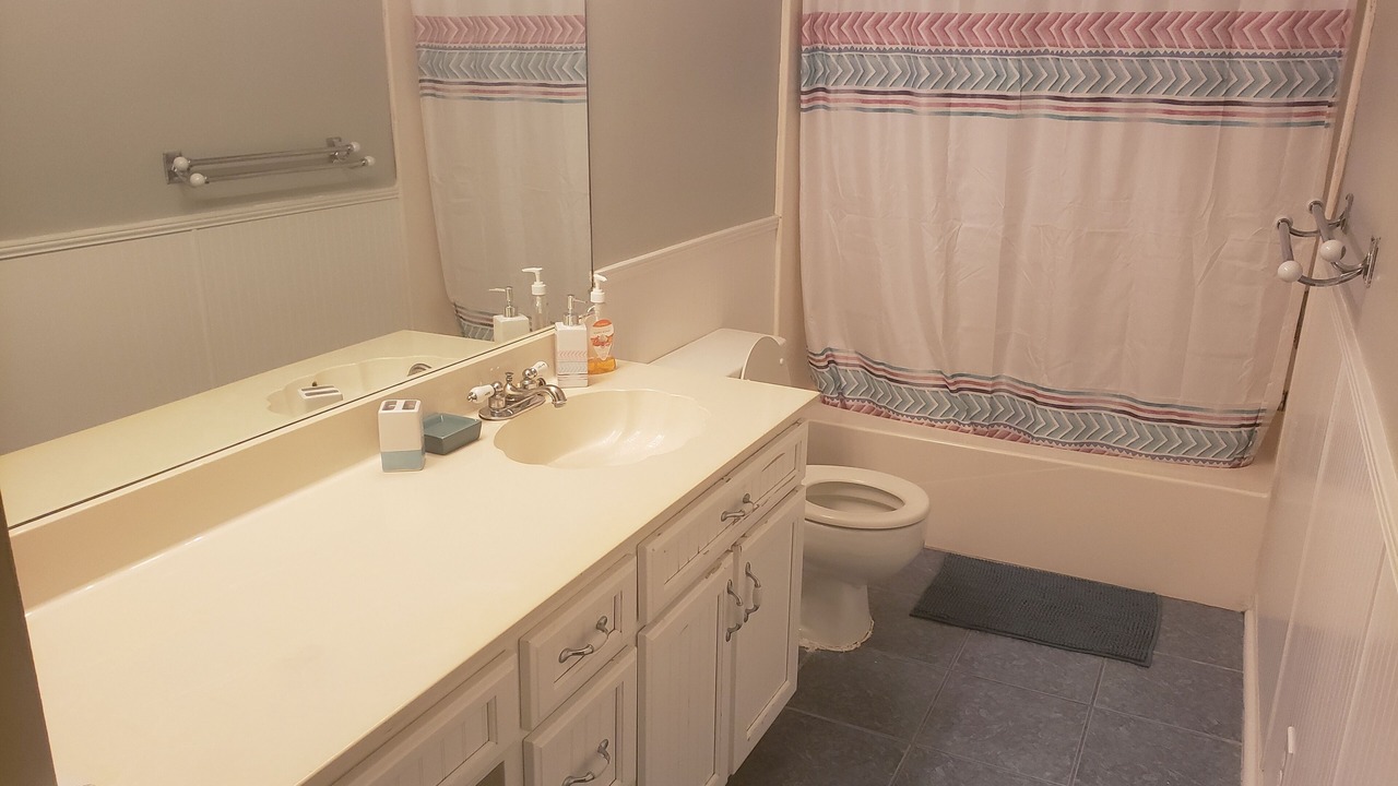 Photo of Bathroom in Lynn Haven
