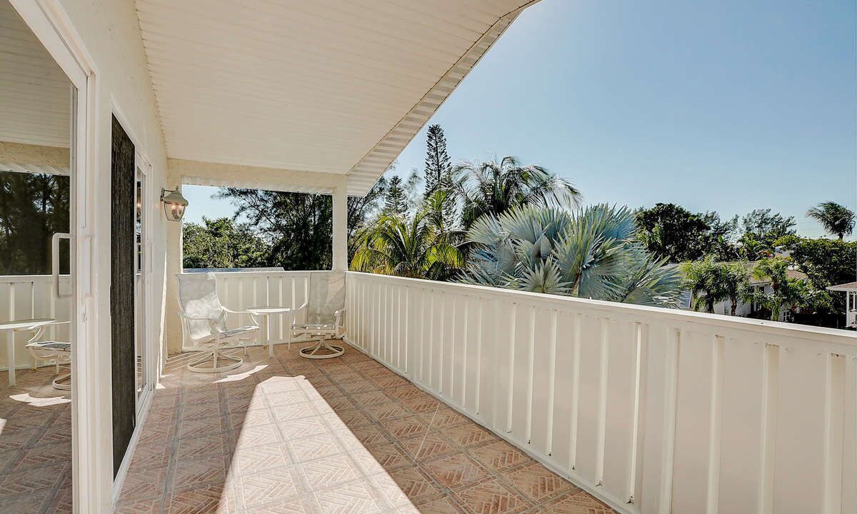 Photo of Patio Balcony in Ilexhurst