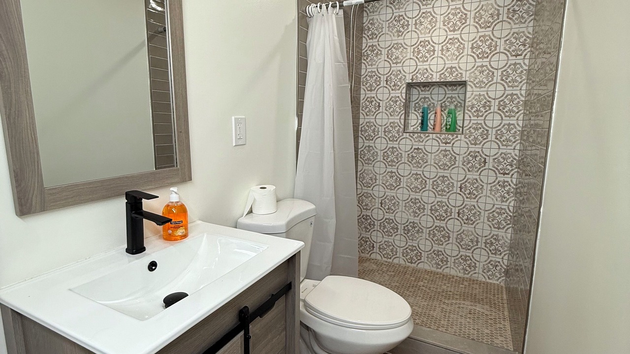 Photo of Bathroom in Central Business District