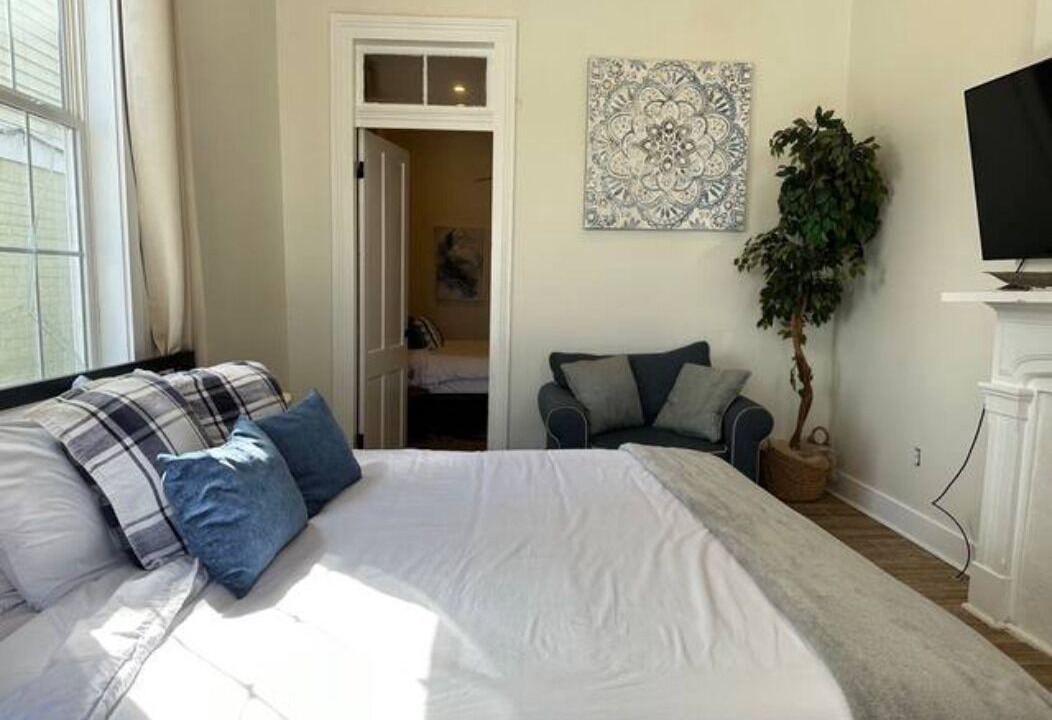 Photo of Bedroom in Mid-City
