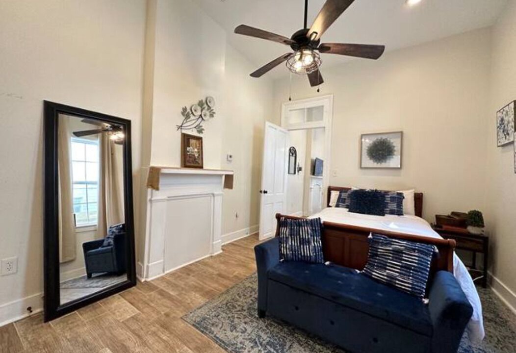 Photo of Bedroom in Mid-City