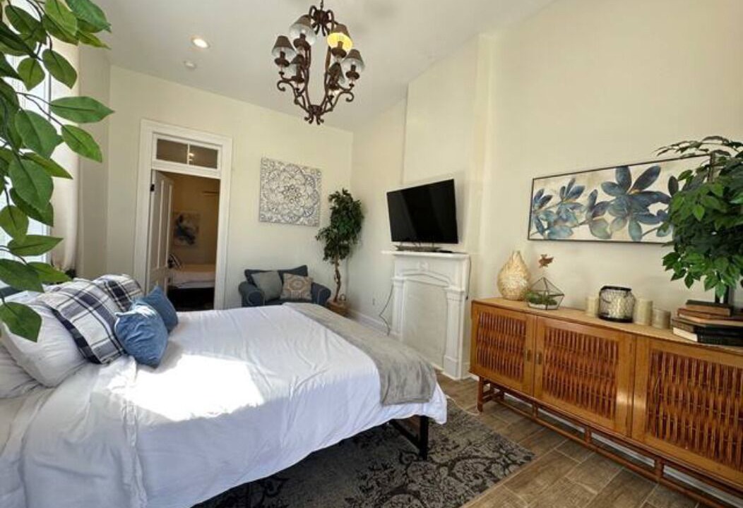 Photo of Bedroom in Mid-City