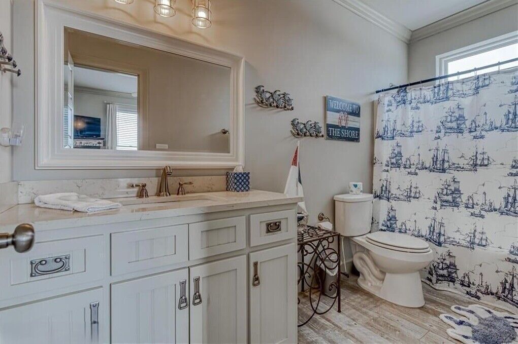 Photo of Bedroom in Dauphin Island