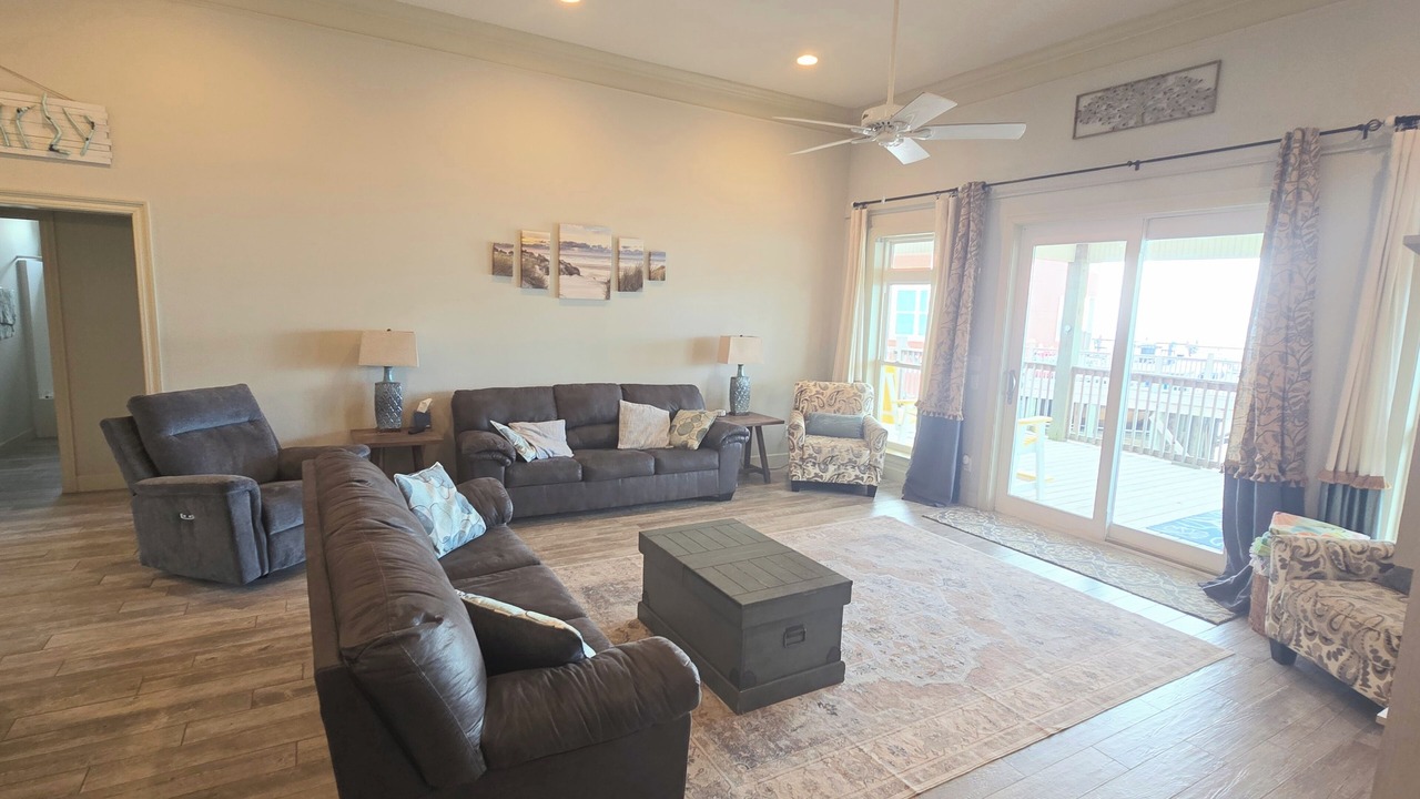 Photo of Livingroom in Dauphin Island