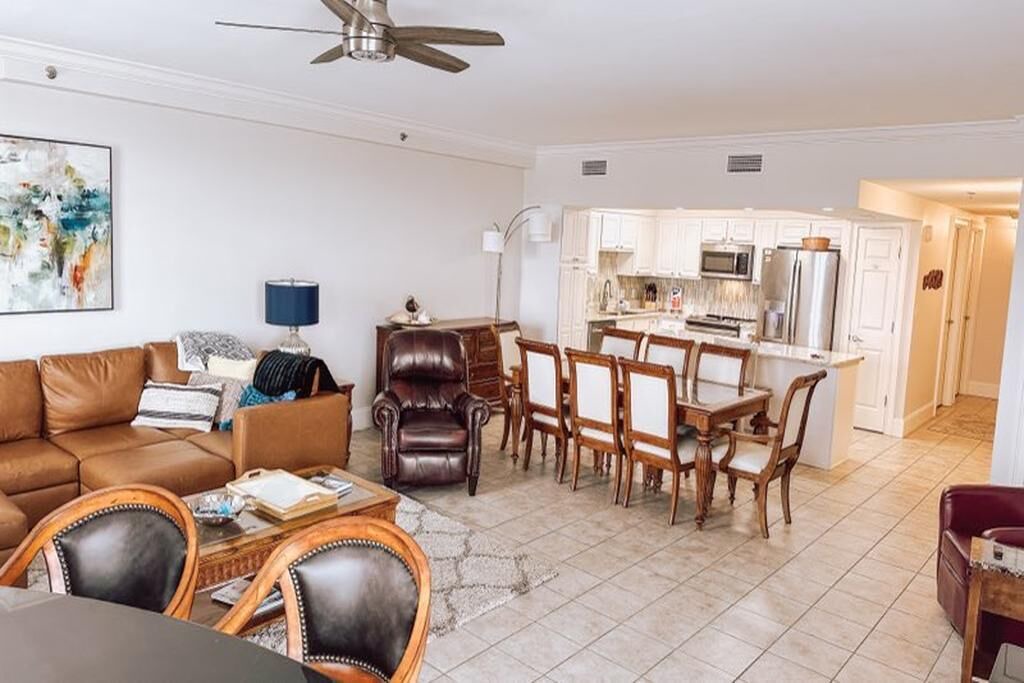 Photo of Livingroom in Mexico Beach