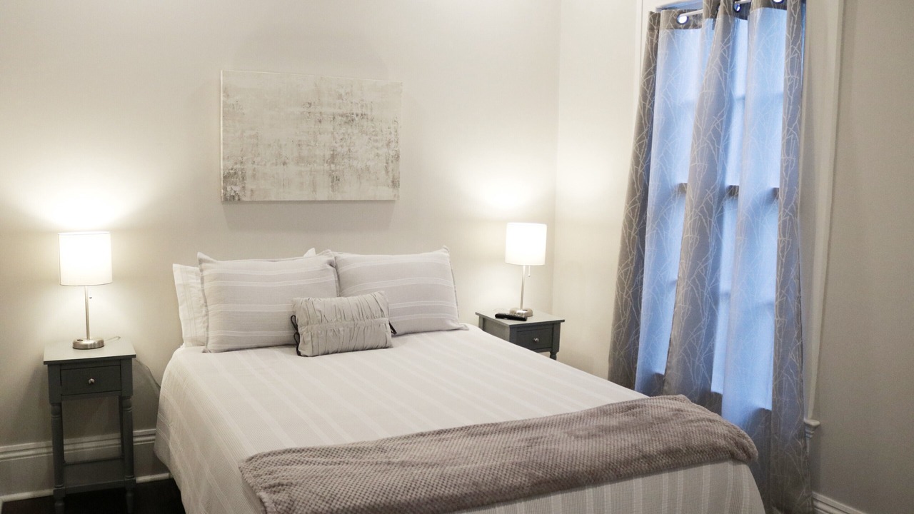 Photo of Bedroom in Lower Garden District