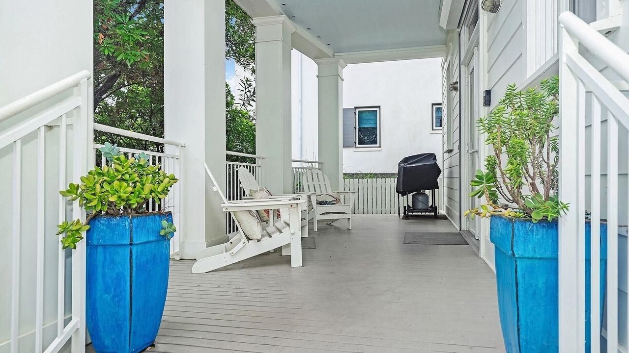 Photo of Outdoor in Sunnyside