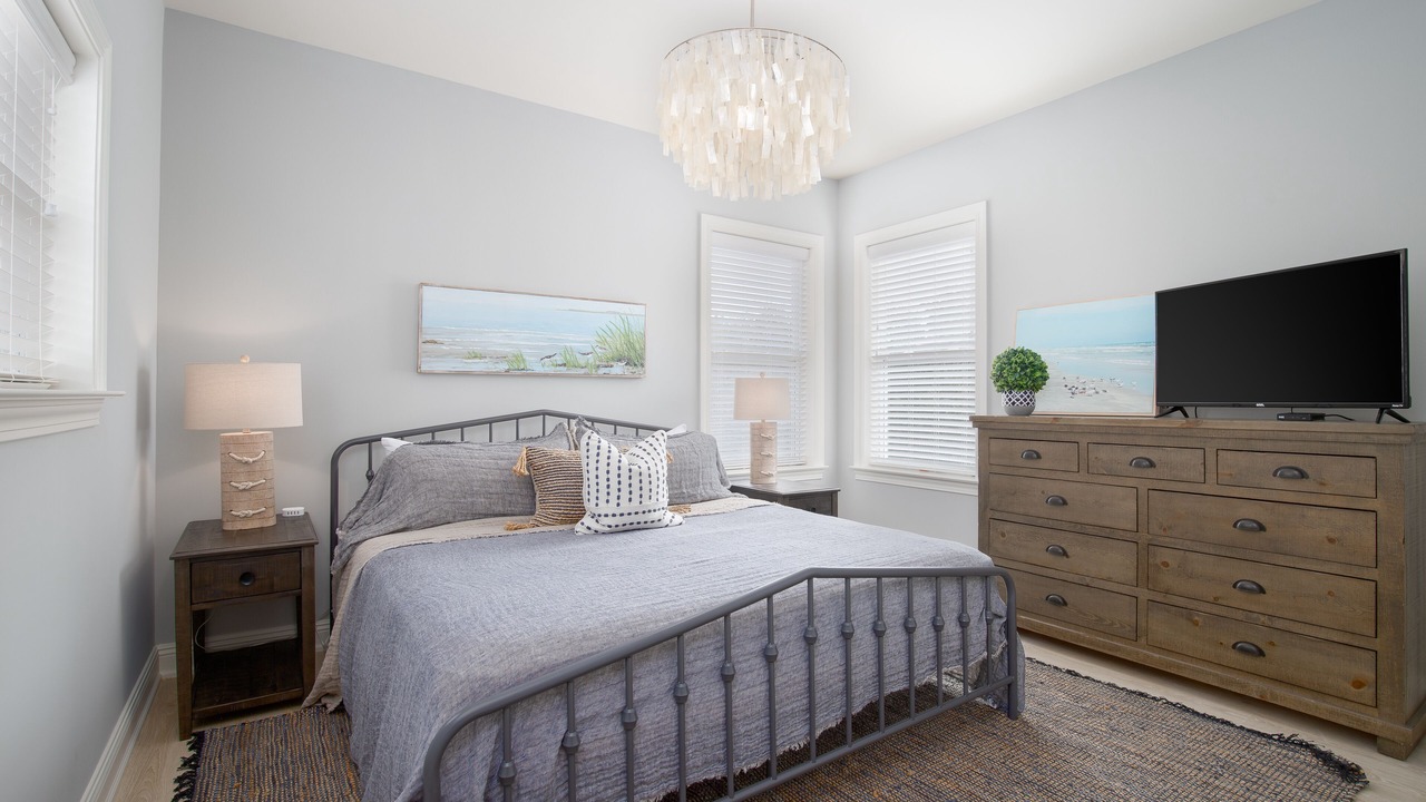 Photo of Bedroom in Emerald Waters Village