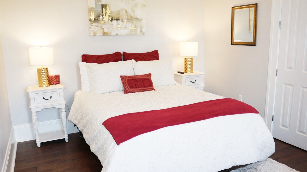 Photo of Bedroom in Lower Garden District