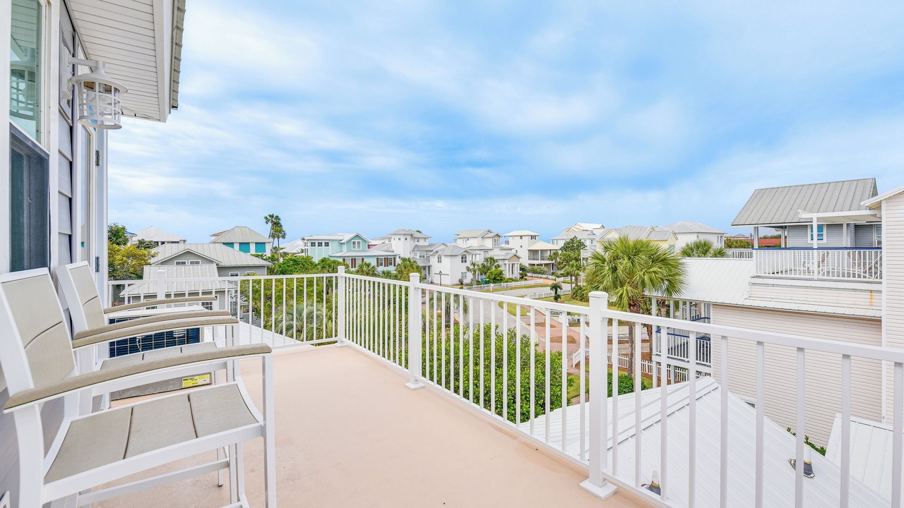 Photo of Patio Balcony in Crystal Shores