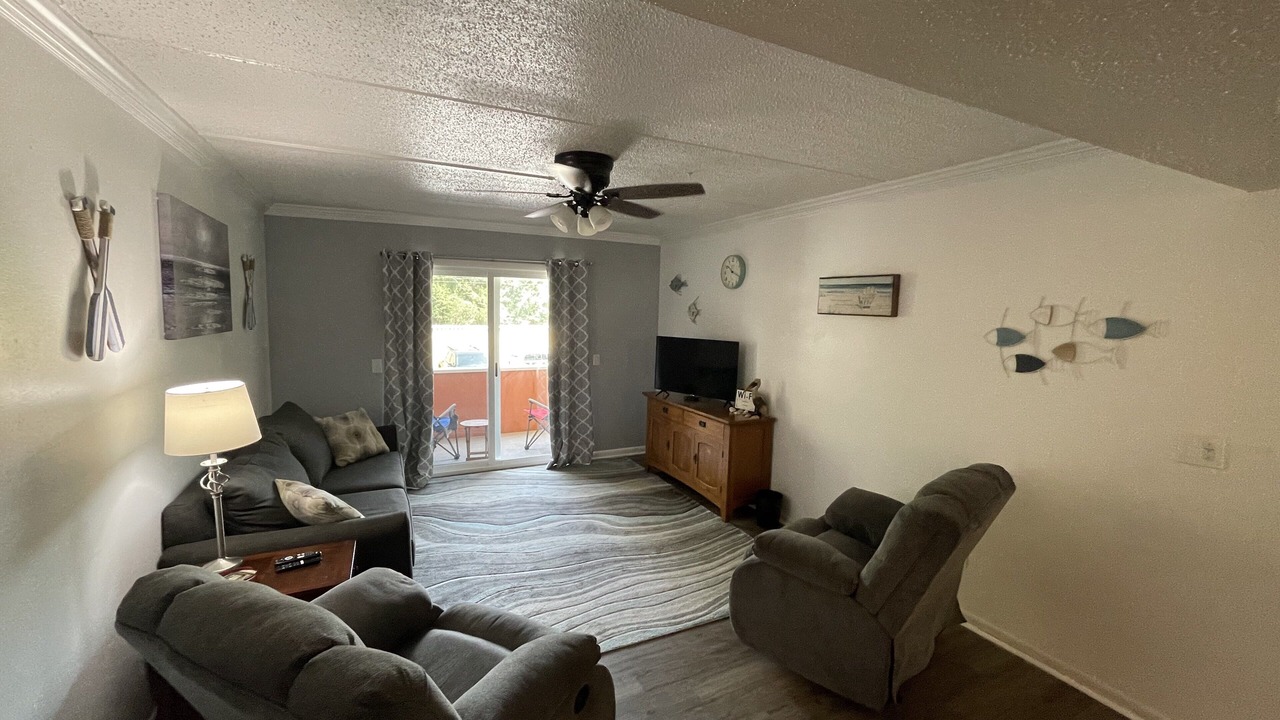 Photo of Livingroom in Mary Esther