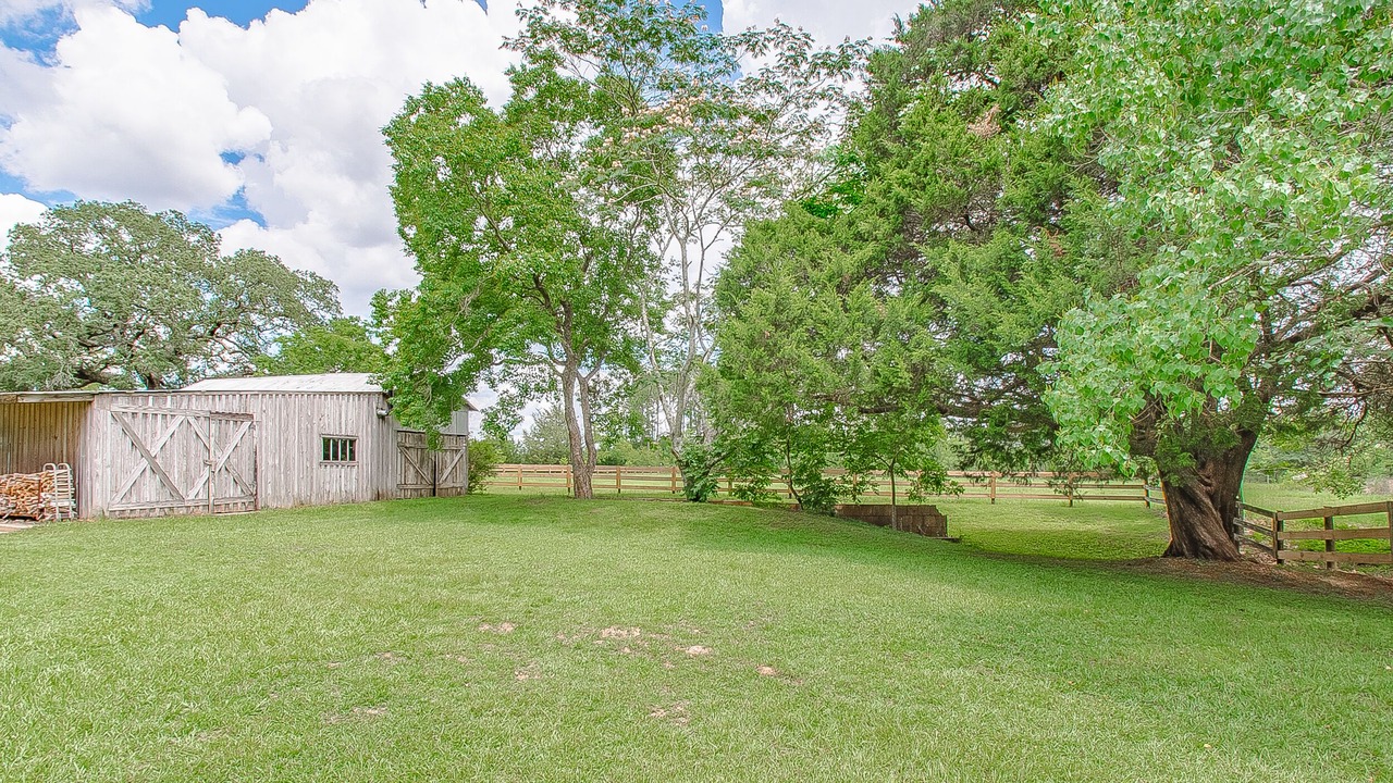 Photo of Outdoor in Loxley