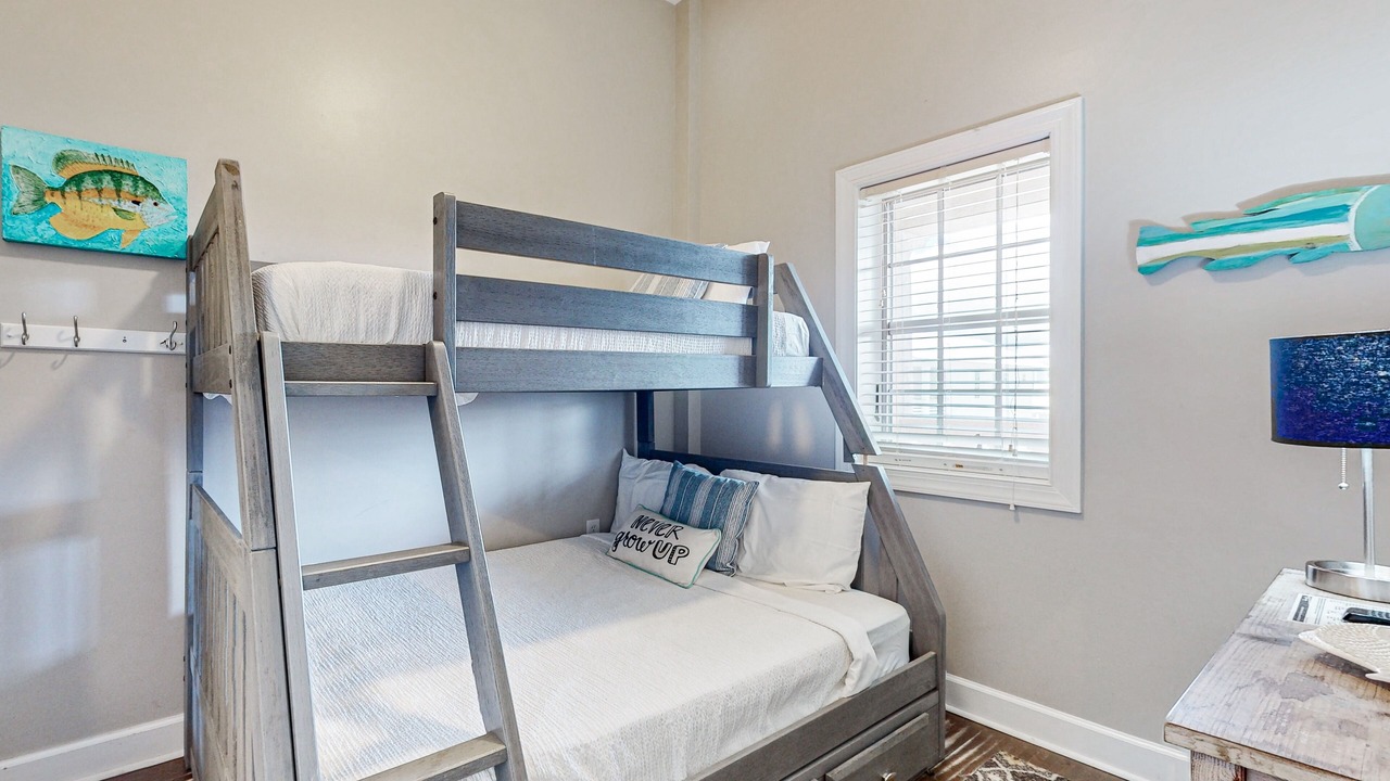 Photo of Bedroom in Seacrest Beach