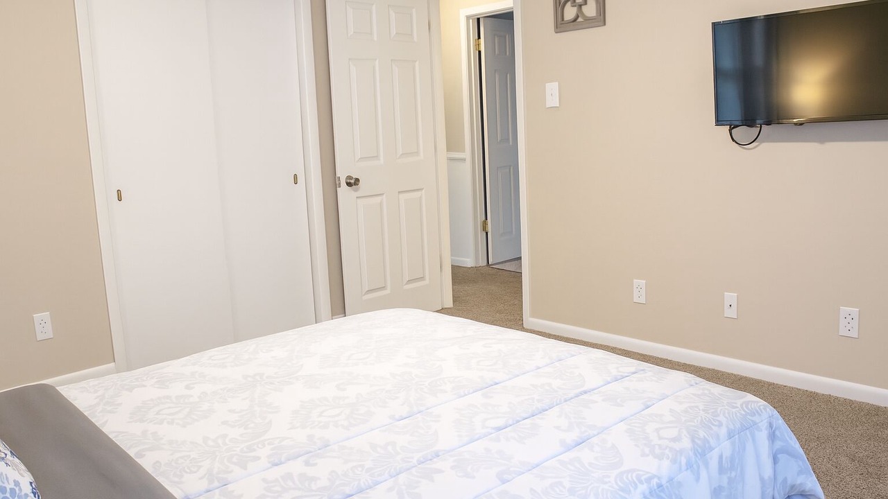 Photo of Bedroom in Sulphur