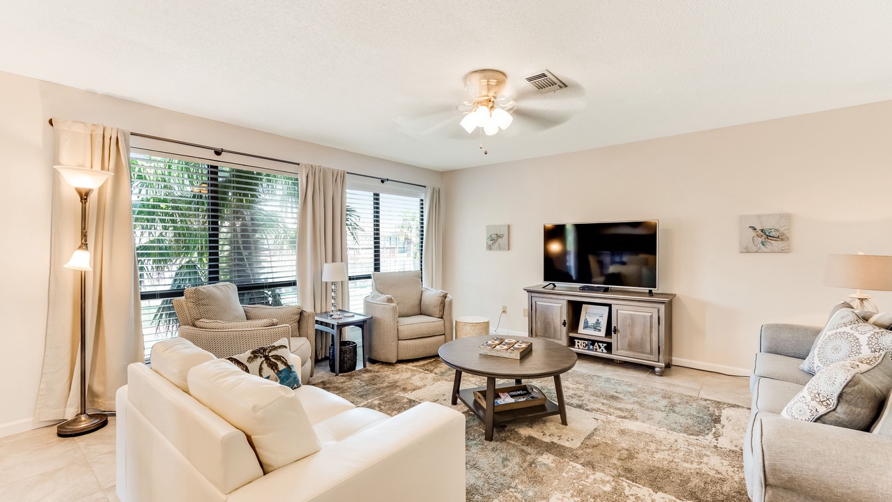Photo of Livingroom in Navarre Beach
