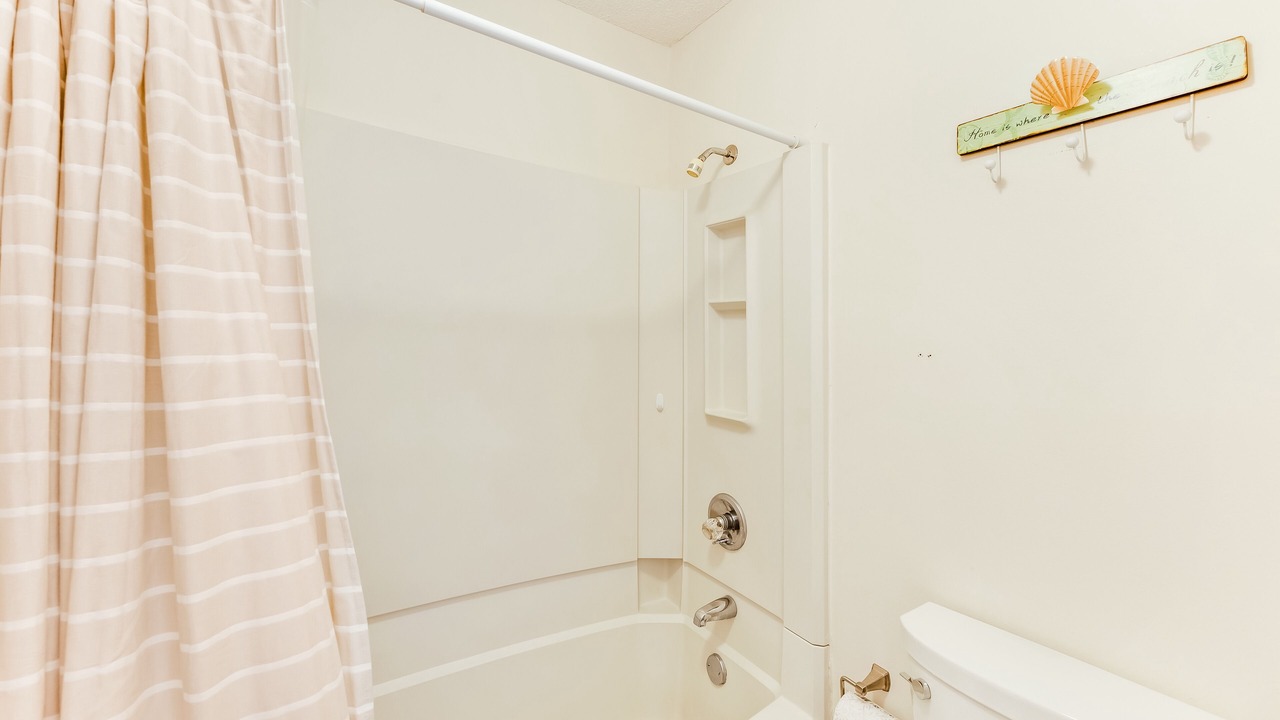 Photo of Bathroom in Navarre Beach