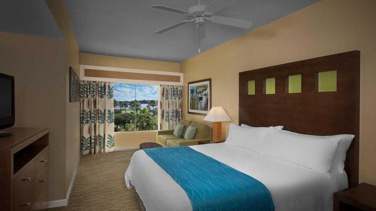 Photo of Bedroom in Upper Grand Lagoon