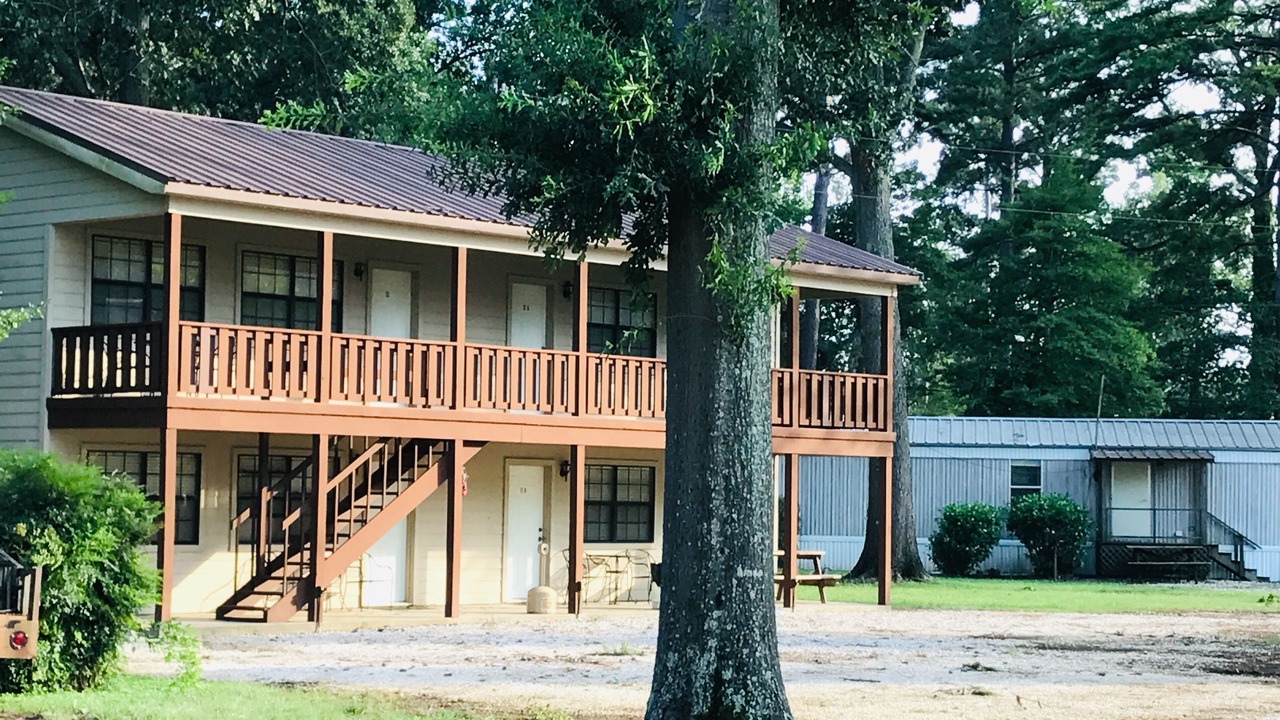 Photo of Outdoor in Milam