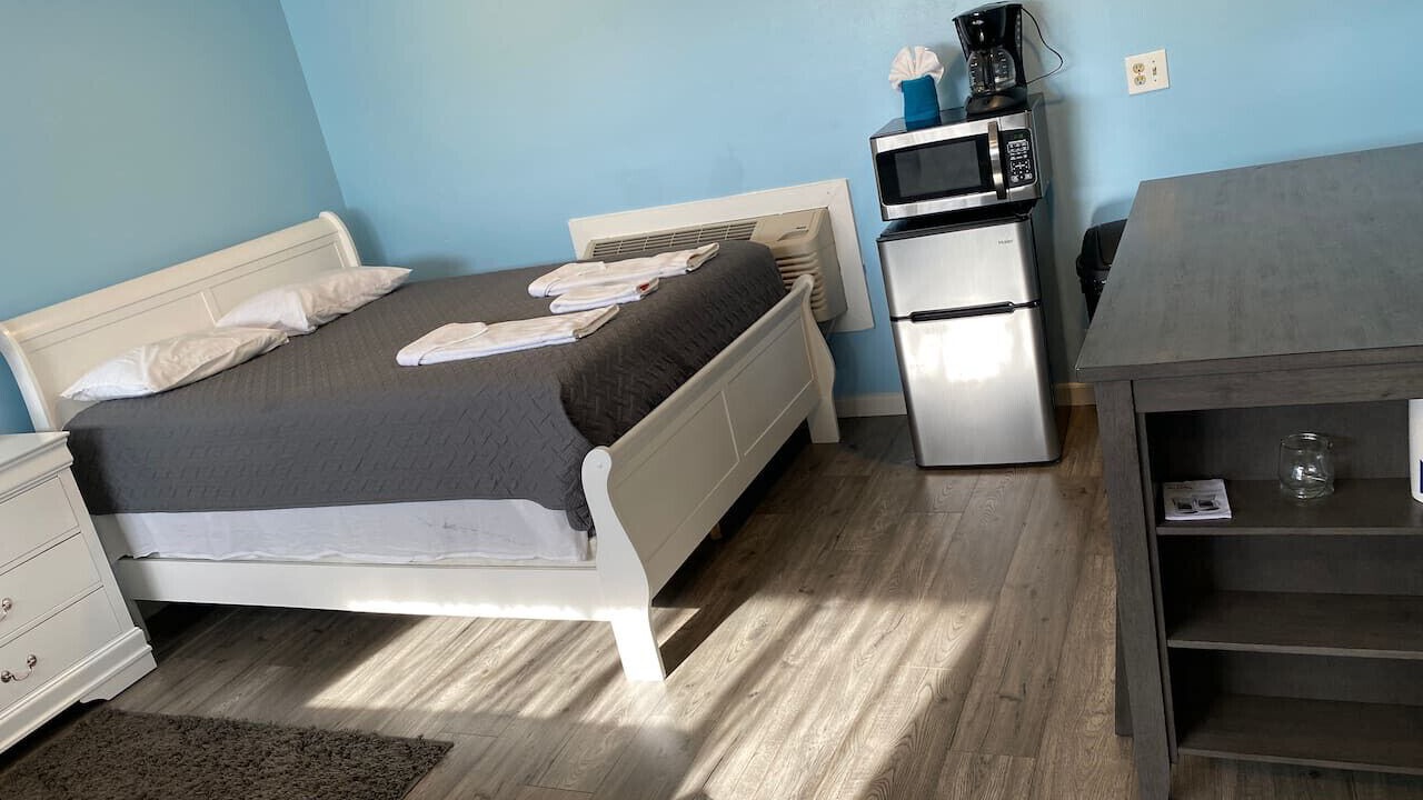 Photo of Bedroom in Carrabelle