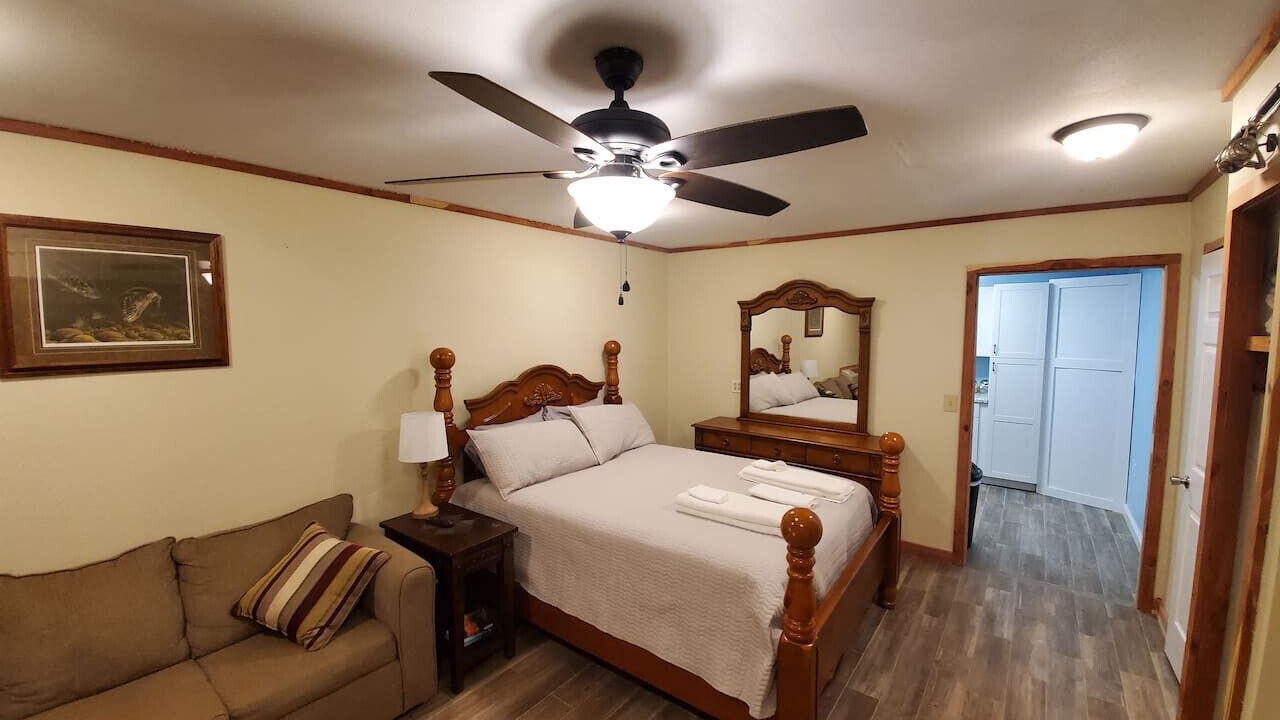 Photo of Bedroom in Carrabelle