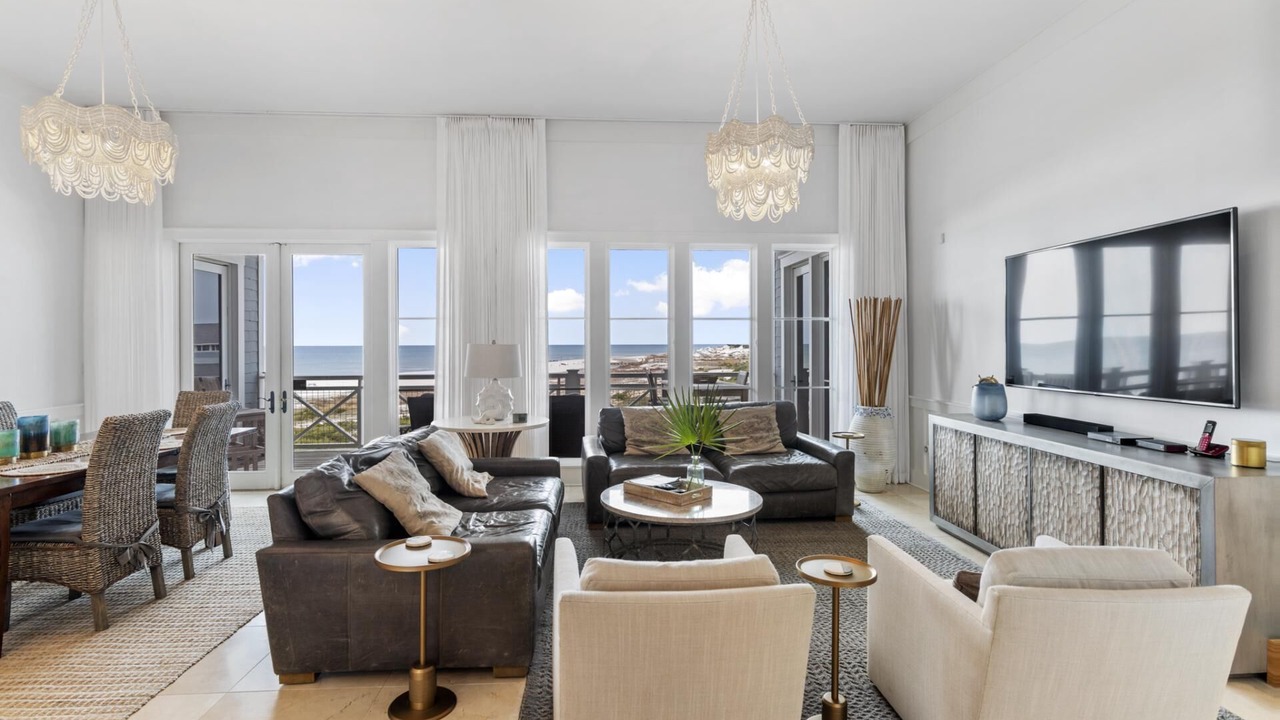 Photo of Livingroom in WaterSound Beach