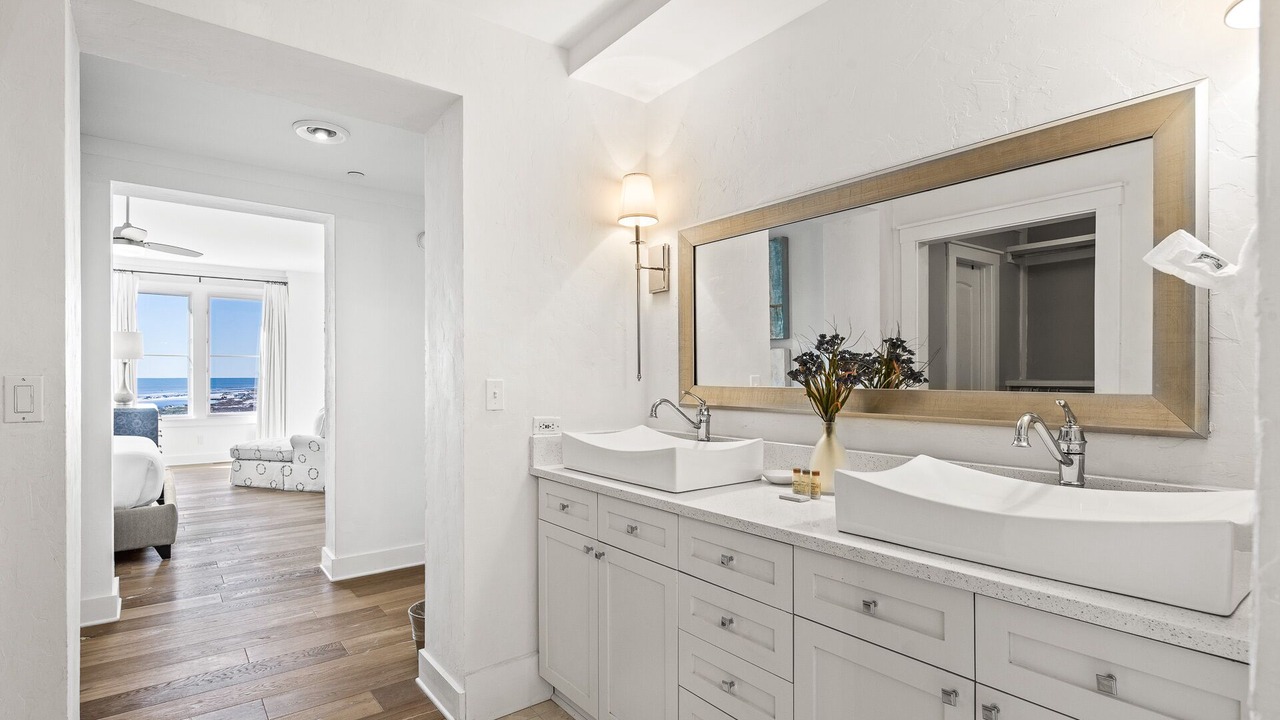 Photo of Bathroom in WaterSound Beach