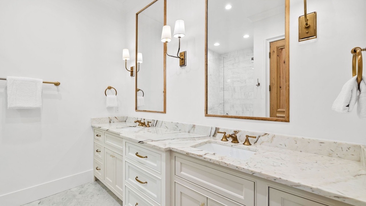 Photo of Bathroom in Seacrest