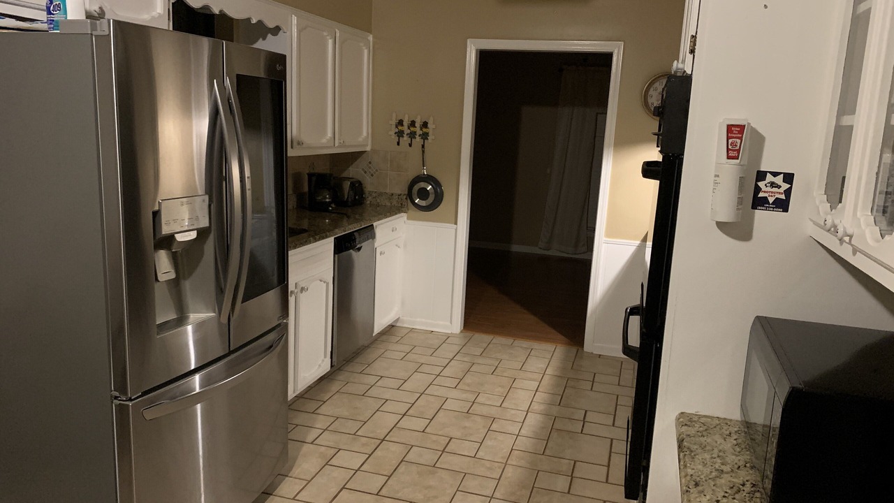 Photo of Kitchen in Central