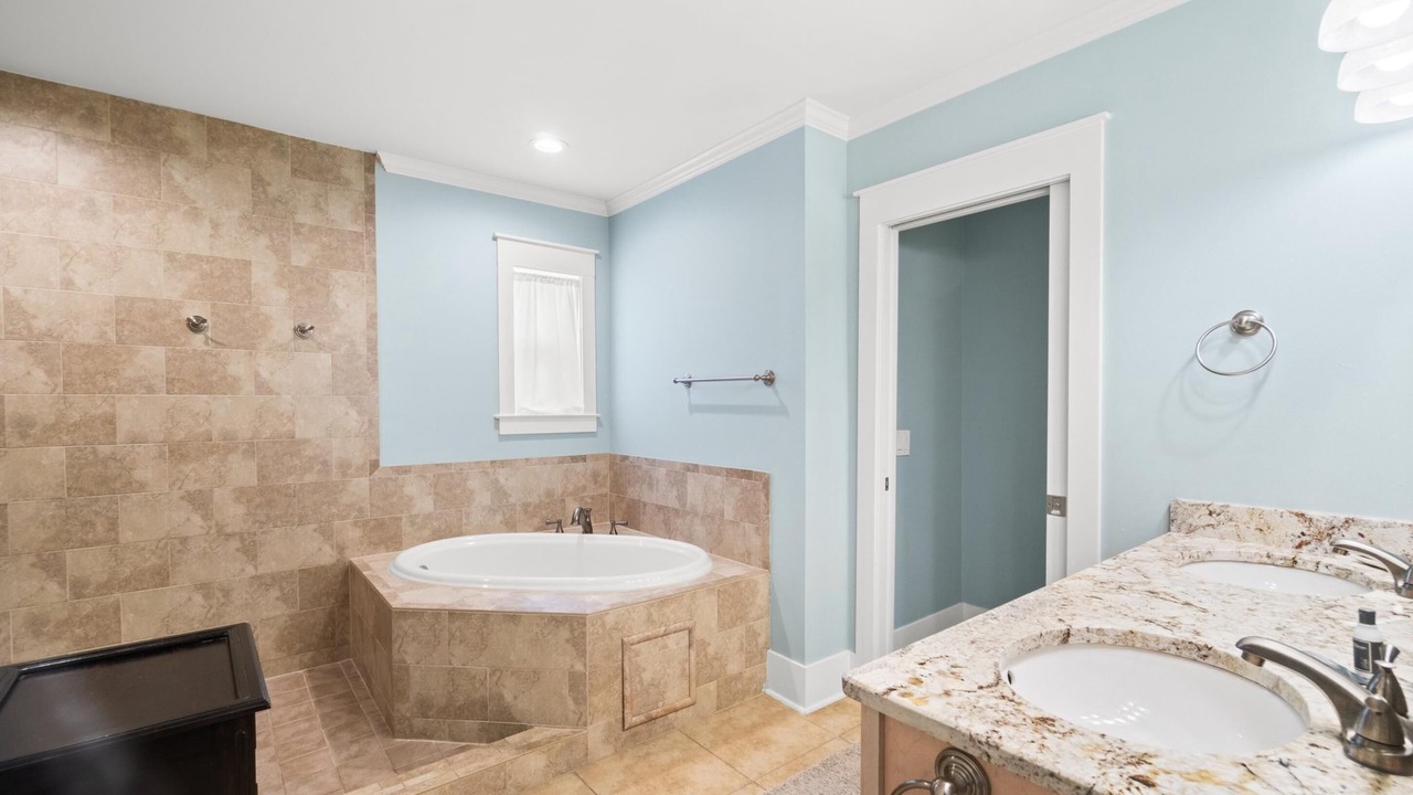 Photo of Bathroom in Kiska Beach
