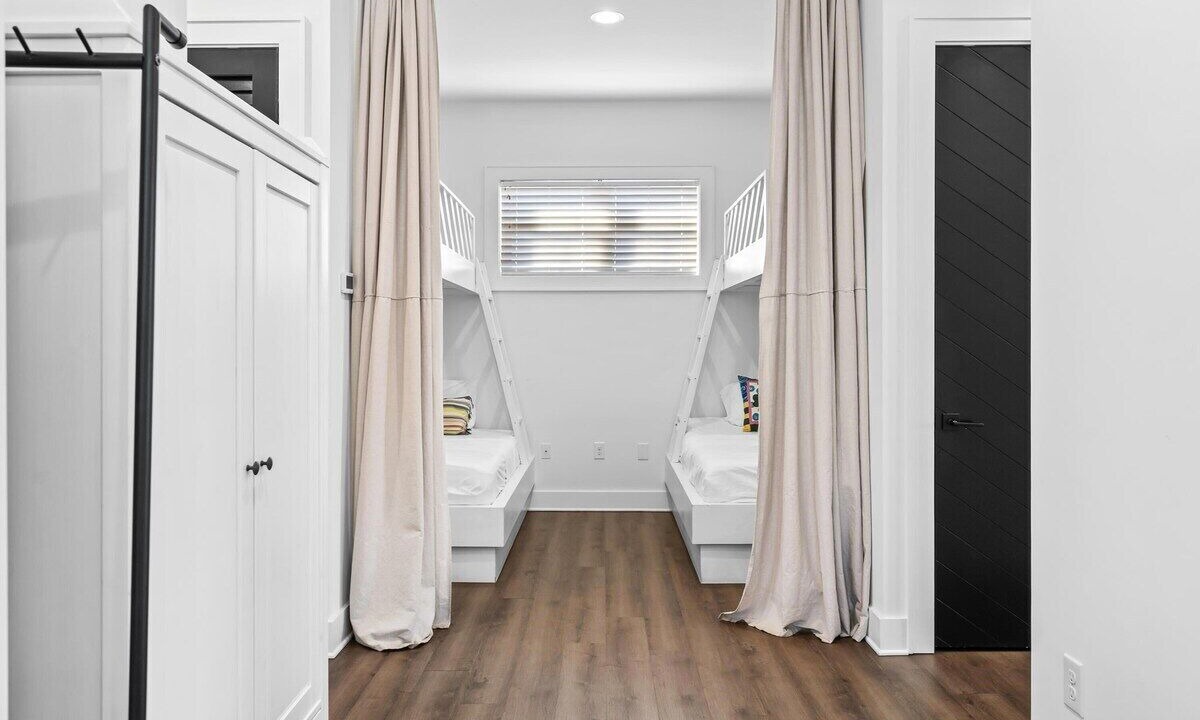 Photo of Bedroom in Fort Walton Beach