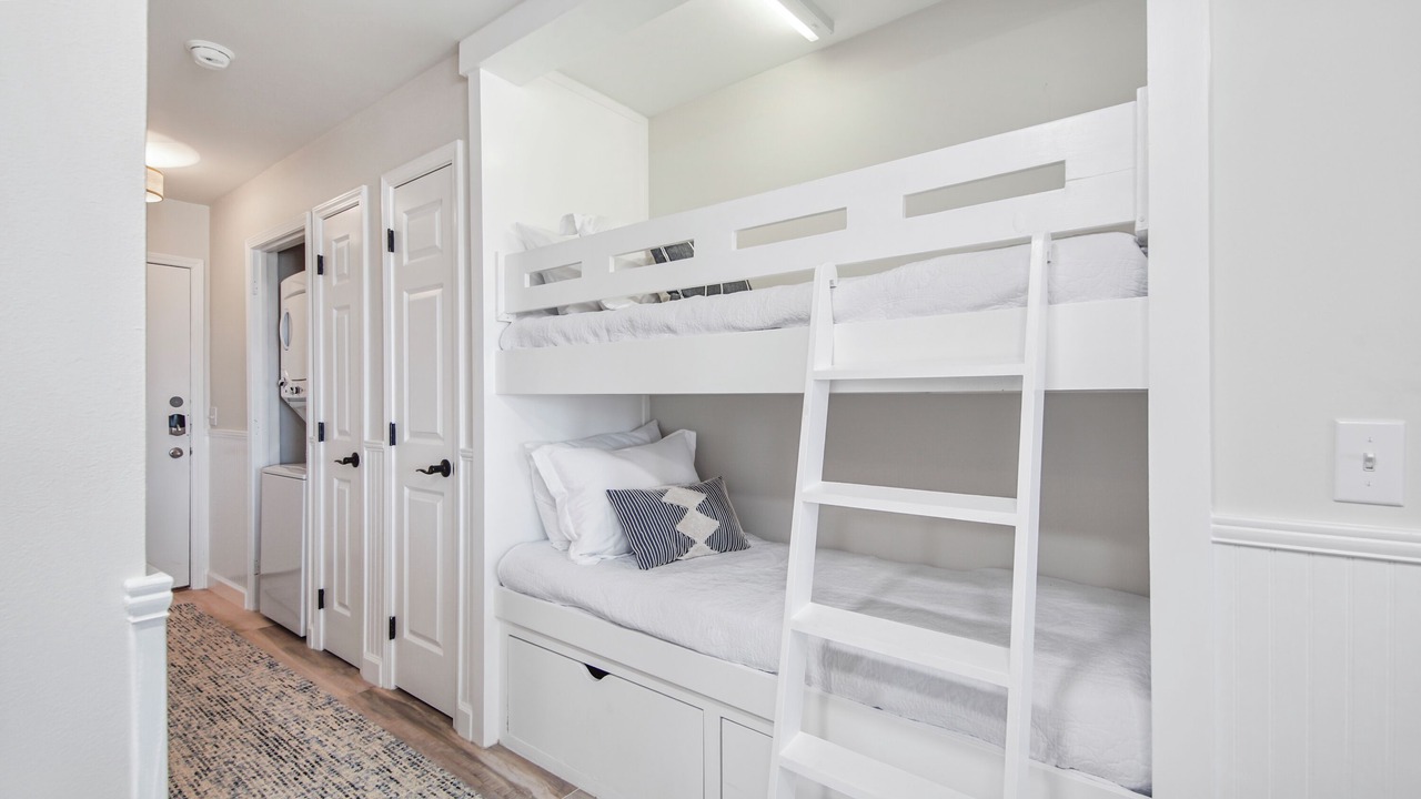Photo of Bedroom in Fort Bay