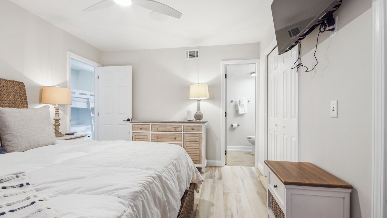 Photo of Bedroom in Fort Bay