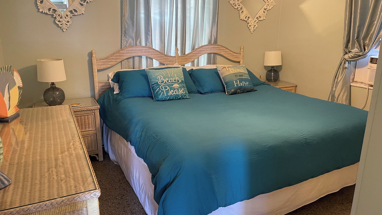 Photo of Bedroom in Laguna Beach