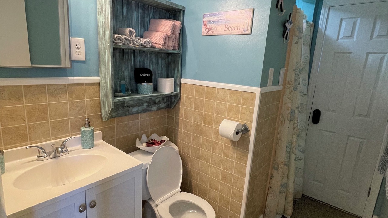 Photo of Bathroom in Laguna Beach