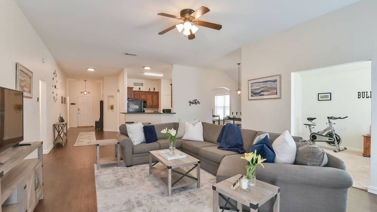 Photo of Livingroom in Mansfield